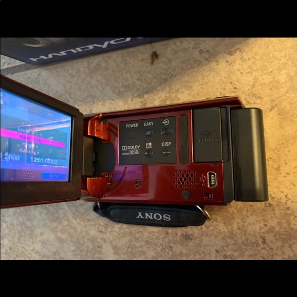 Sony HANDYCAM Model: DCR-SX41. Camcorder Color: Red - Picture 2 of 11